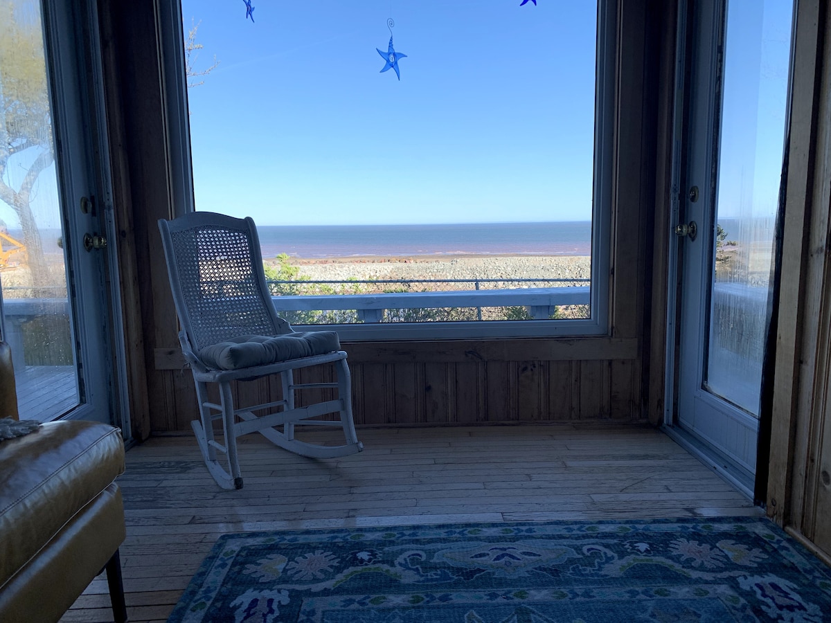 Oceanfront Cottage:Best Views In St. Martins