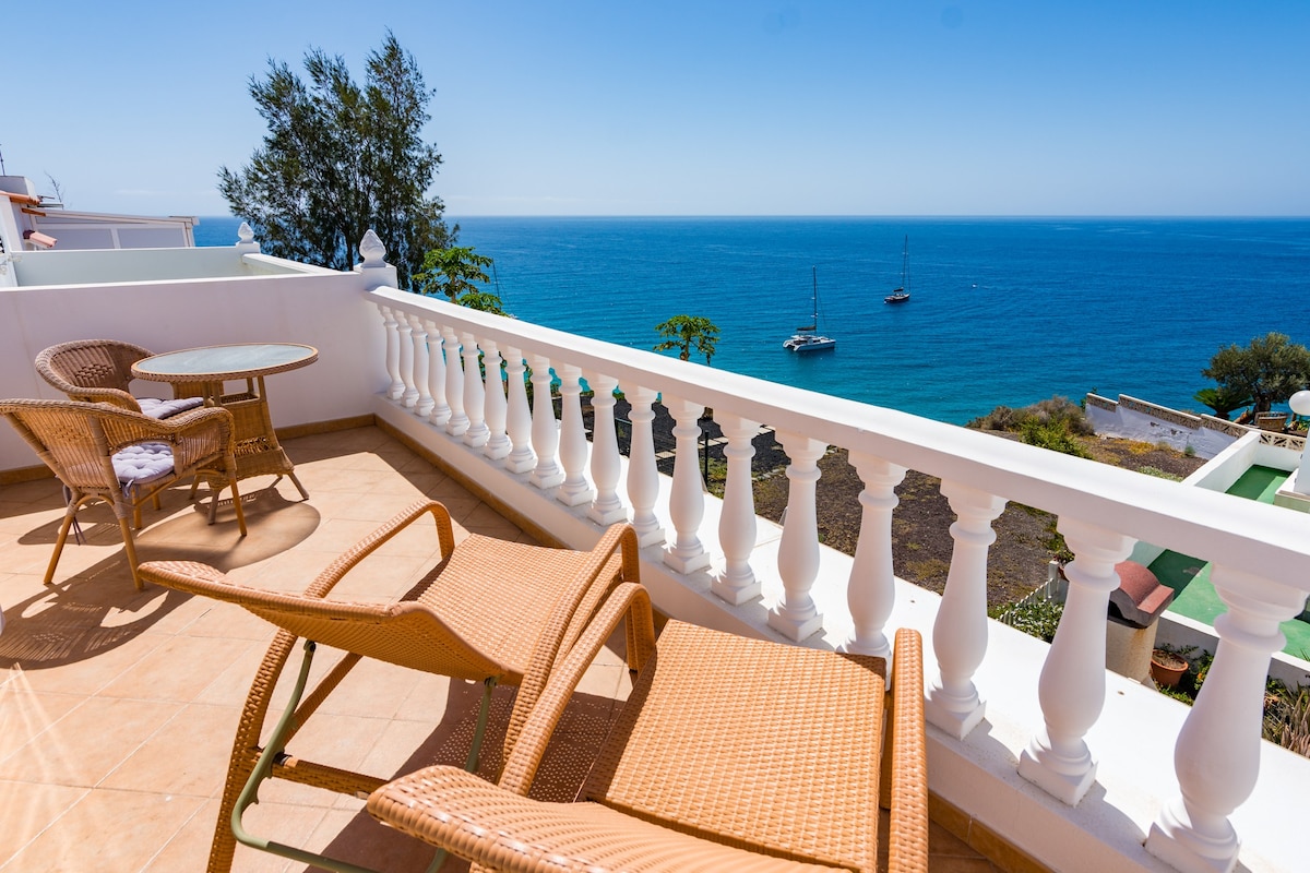 Holiday rental with wonderful sea views