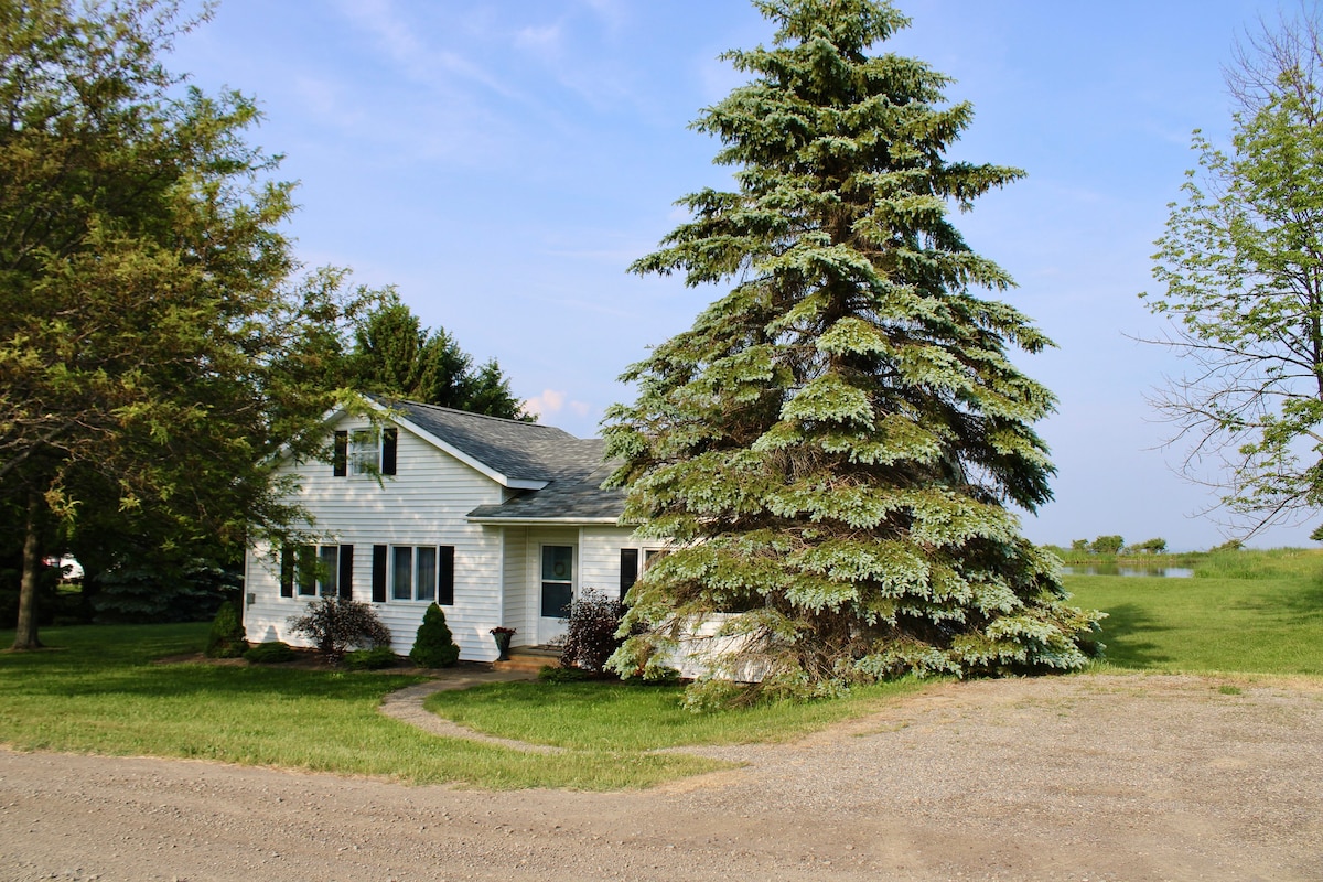 Coleman’s Cozy Farm Cottage