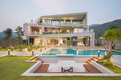 AResort 7BR *2200m2 *Beach *Limited *2Pool *FullAC
