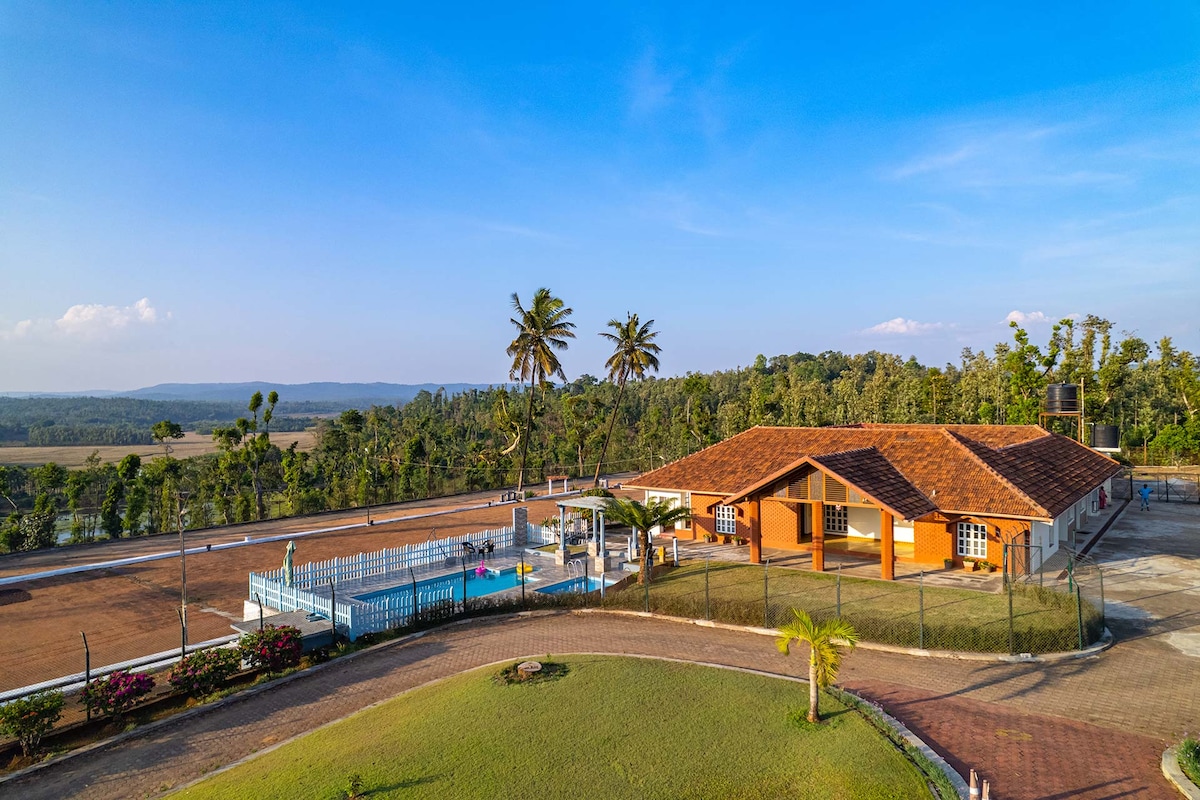 Misty Barn 5BHK Villa w/ Breakfast & Private Pool