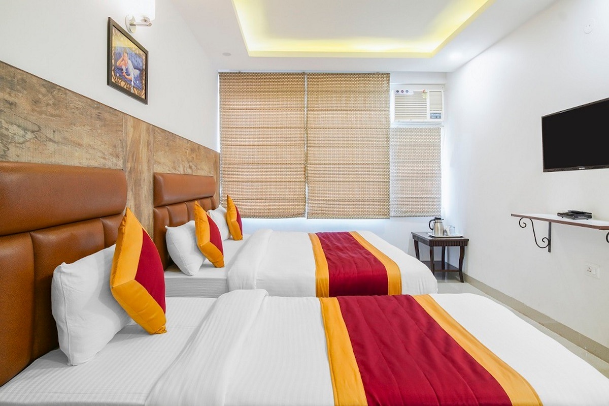 Private room-in-Delhi-near-airport-India