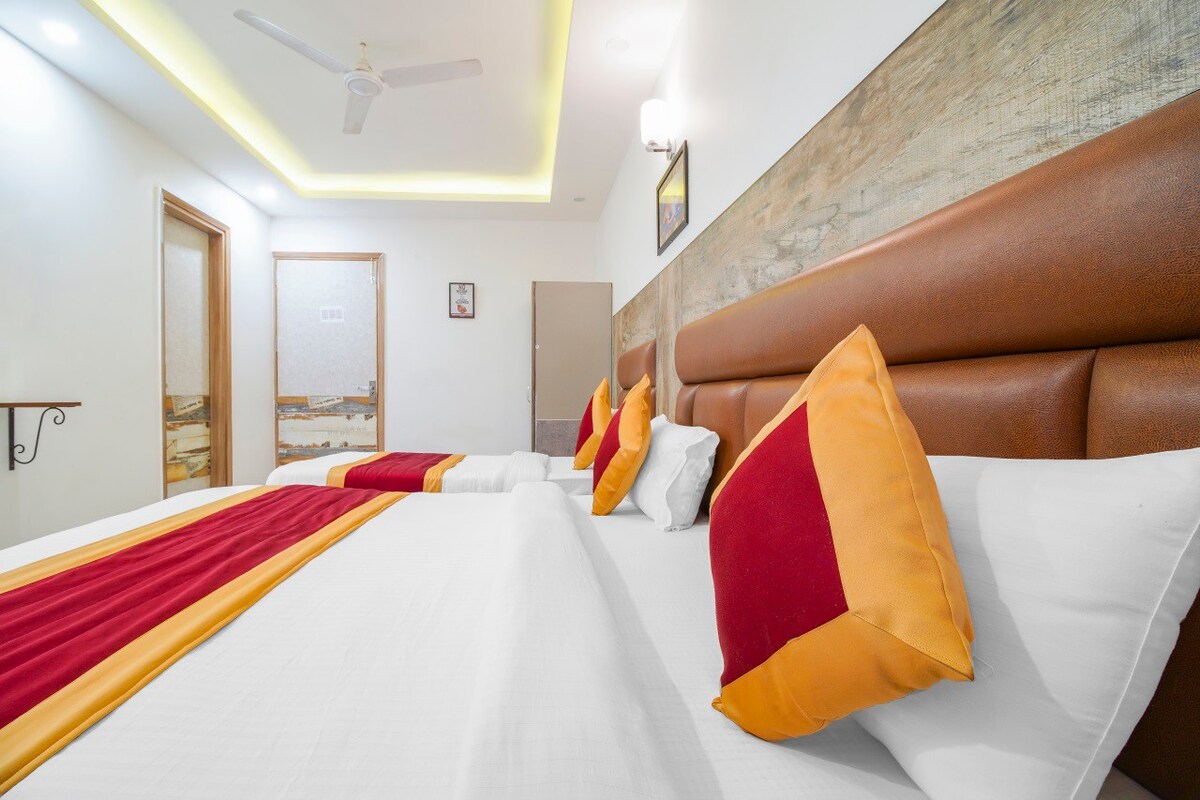 Private room-in-Delhi-near-airport-India