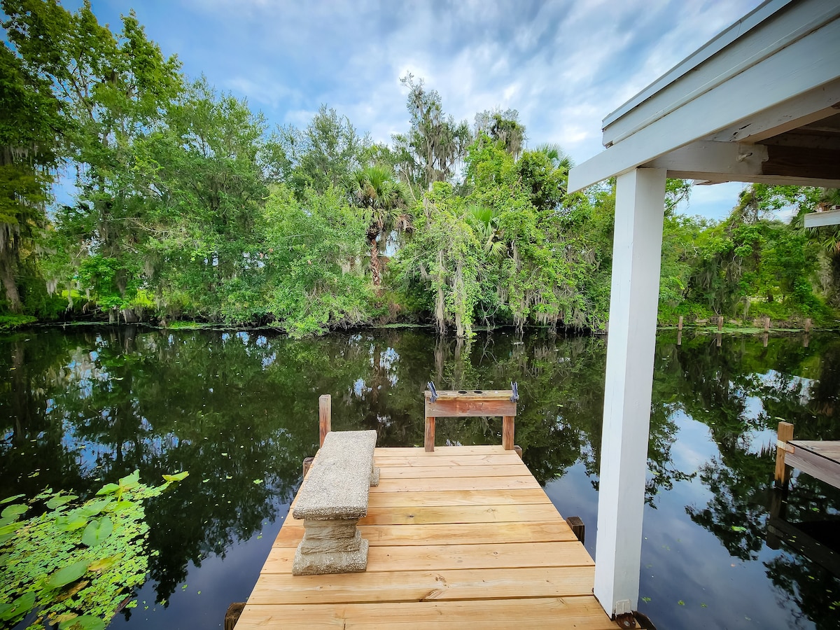 Astor River House with 2 private boat slips