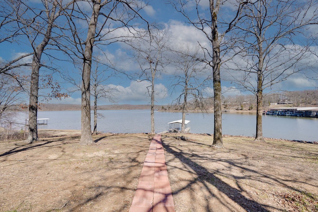 Waterfront Kentucky Lake Rosebud