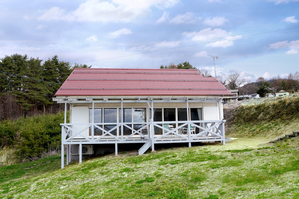 【Hutte Boden】小諸市の絶景一軒家／BBQや焚き火可能