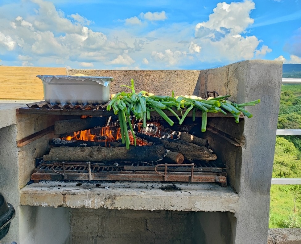 Casa con terraza panorámica y alberca