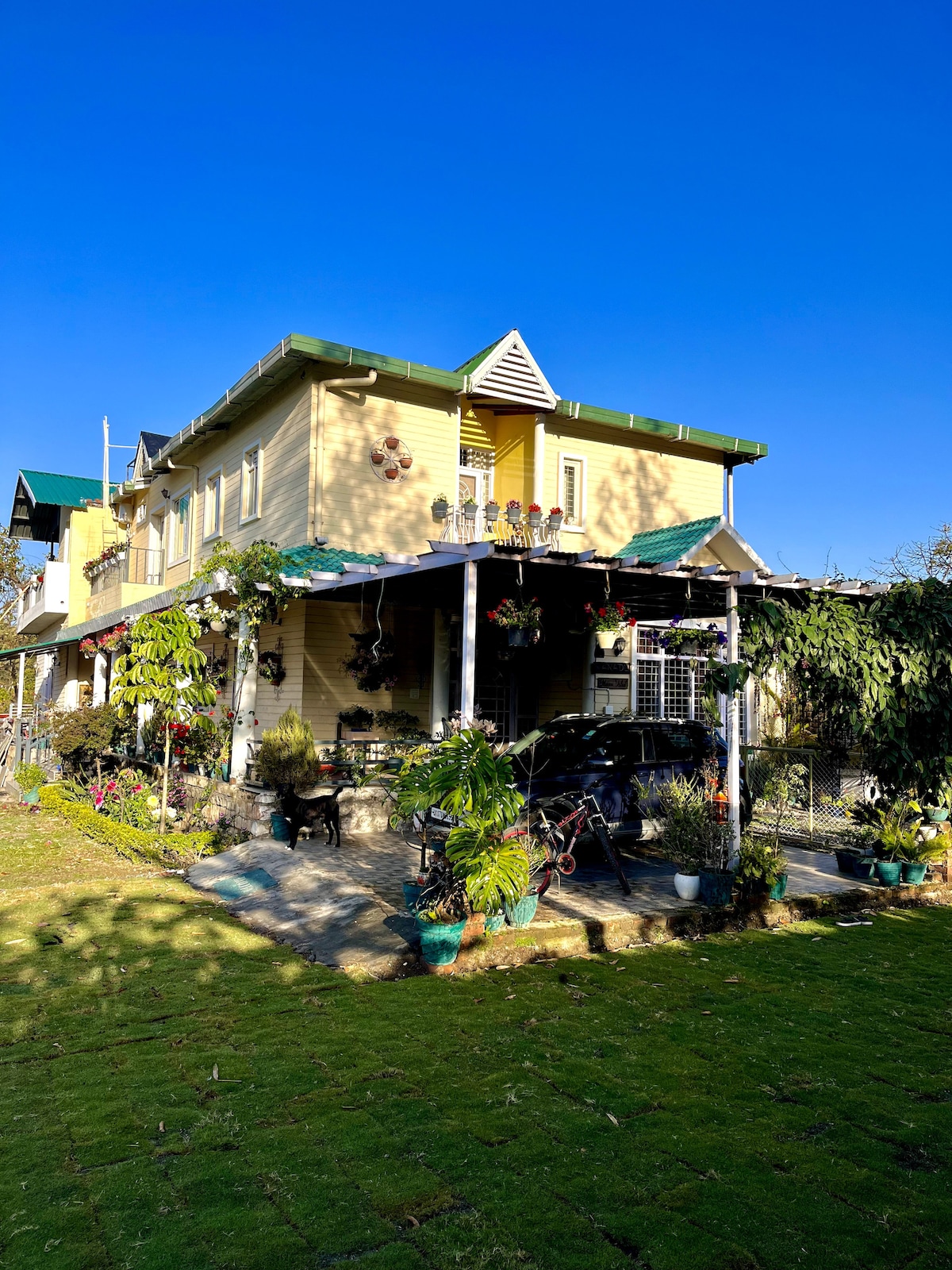 Vara- Unique Wellness Homestay Near UPES