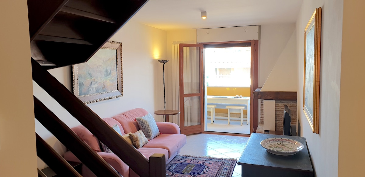 Grado | Charming apartment harbour view & parking