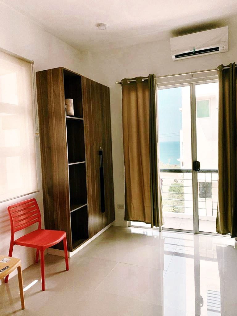 Condo Unit in Camaya Coast - Mariveles