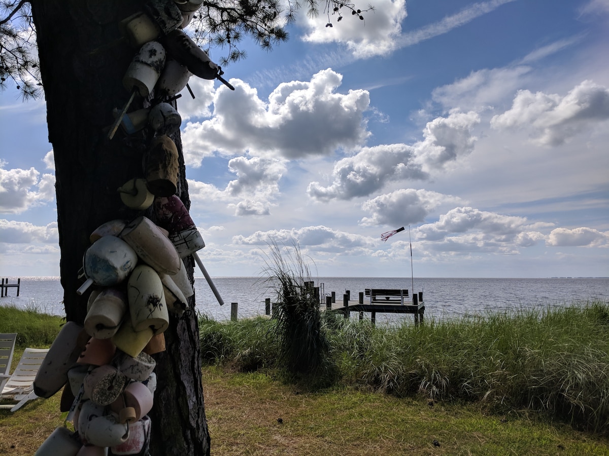 House of the Setting Sun/Deal Island Bayfront Home