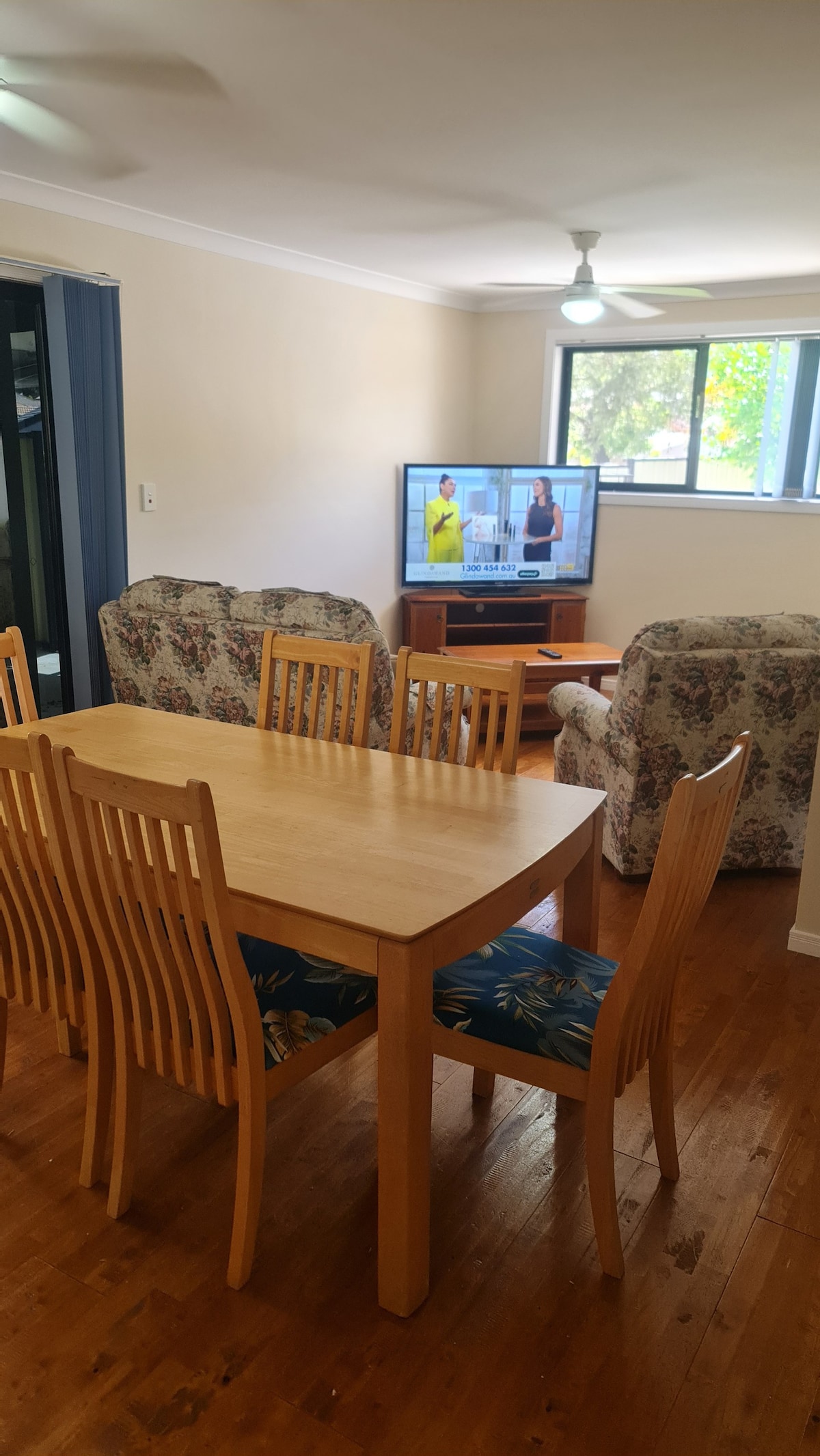 Ashridge 2 bedroom Granny Flat - Pets welcome