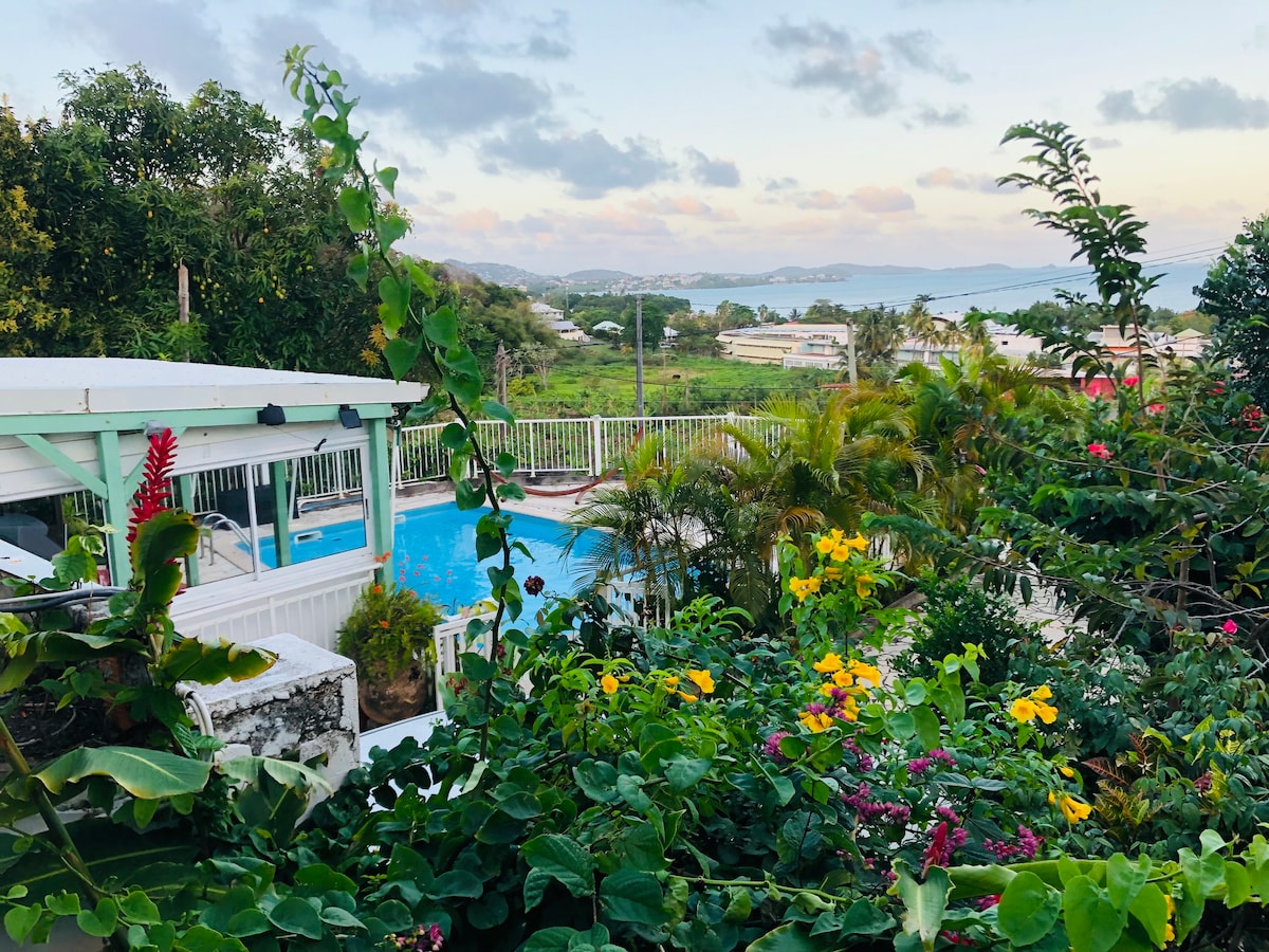 Chambres d’hôtes avec piscine et vue mer