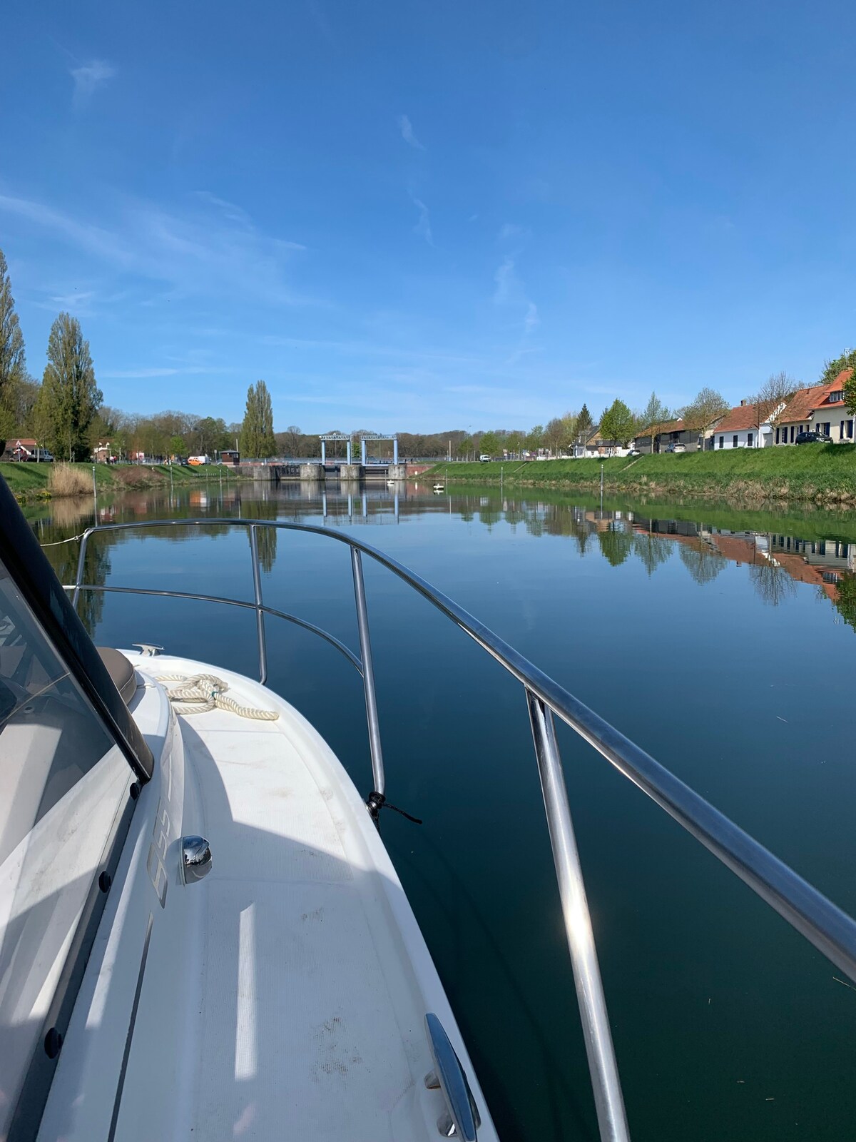 Bateau du canal