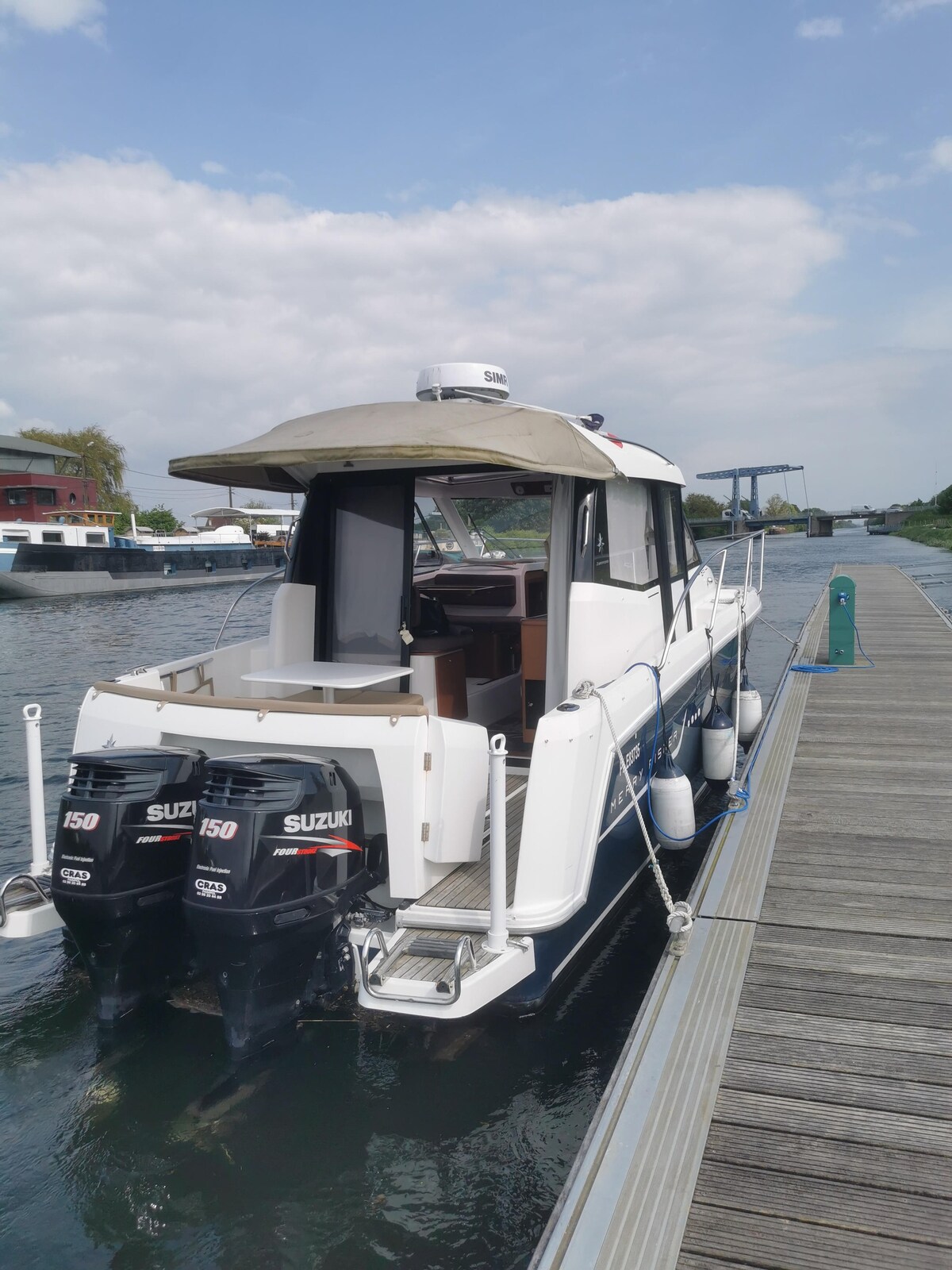 Bateau du canal