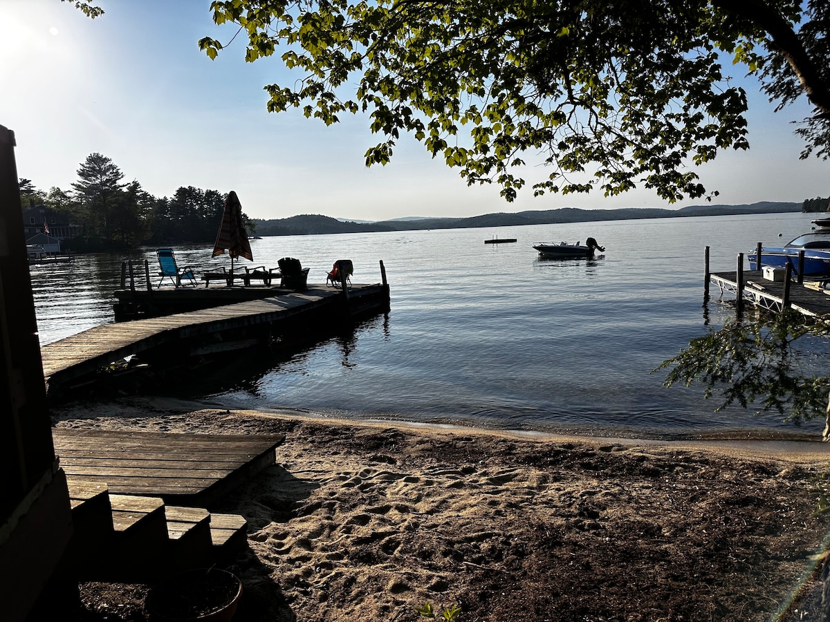 Lake Sunapee Waterfront - The Perry House