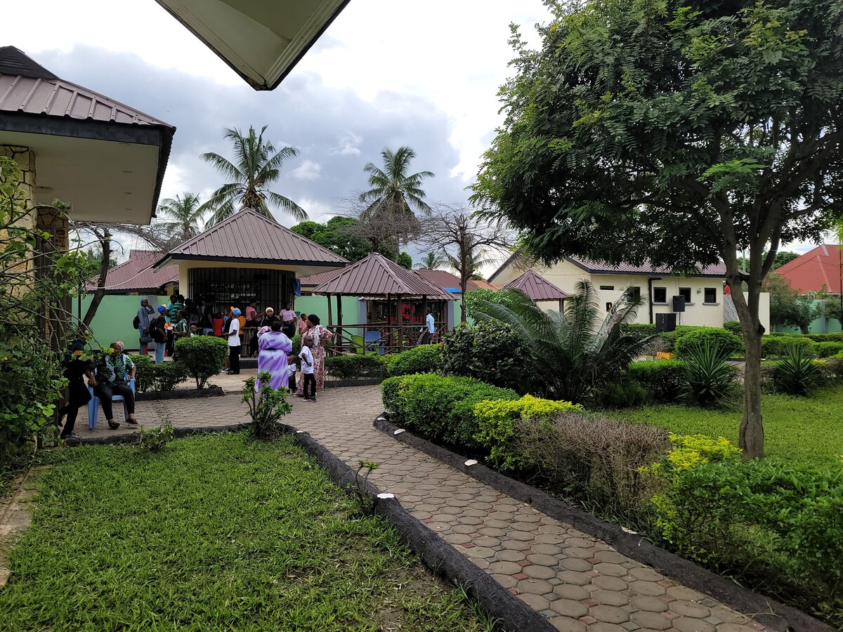 Nakisha Social Gardens