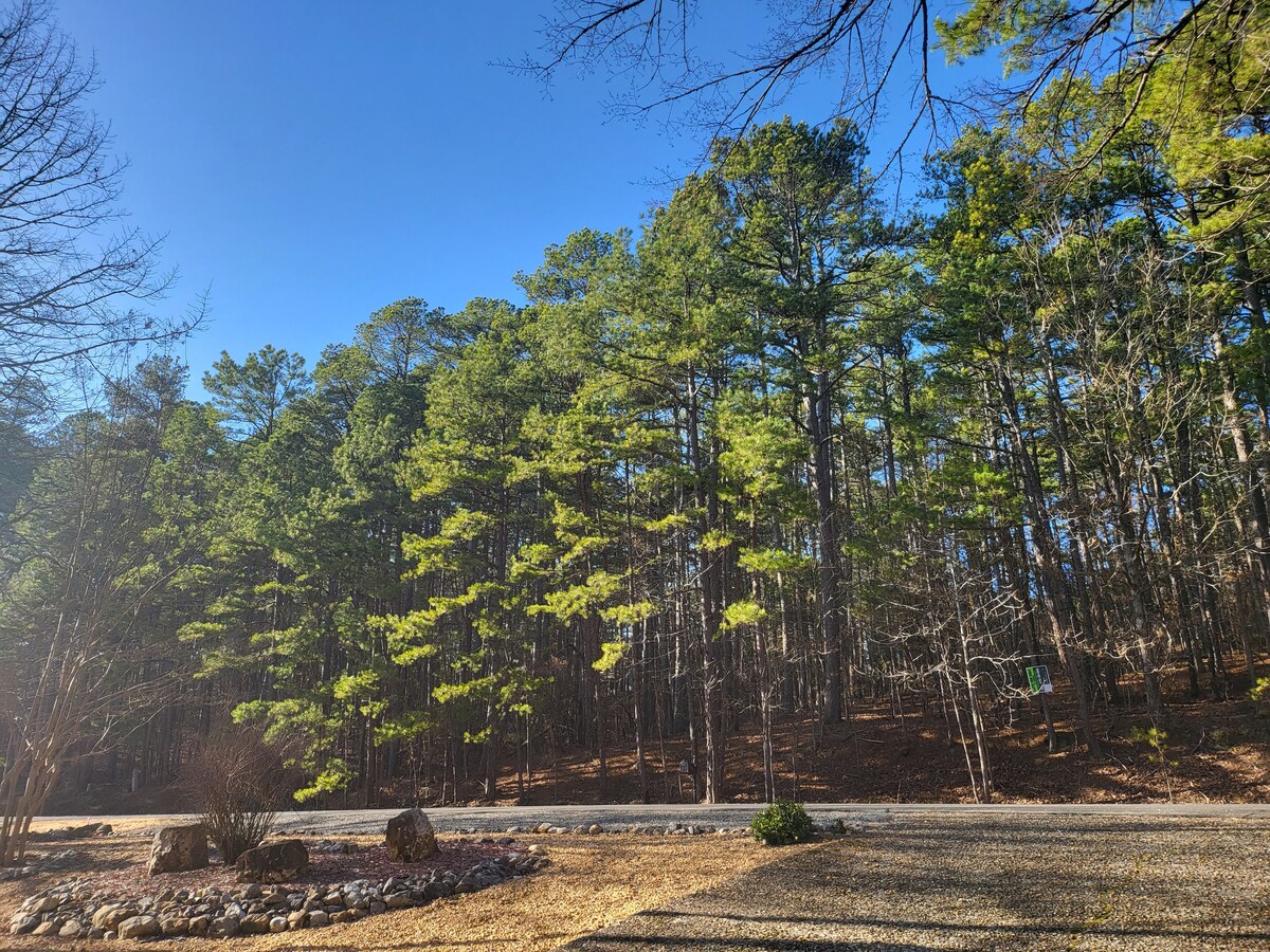 Cottage in the Pines