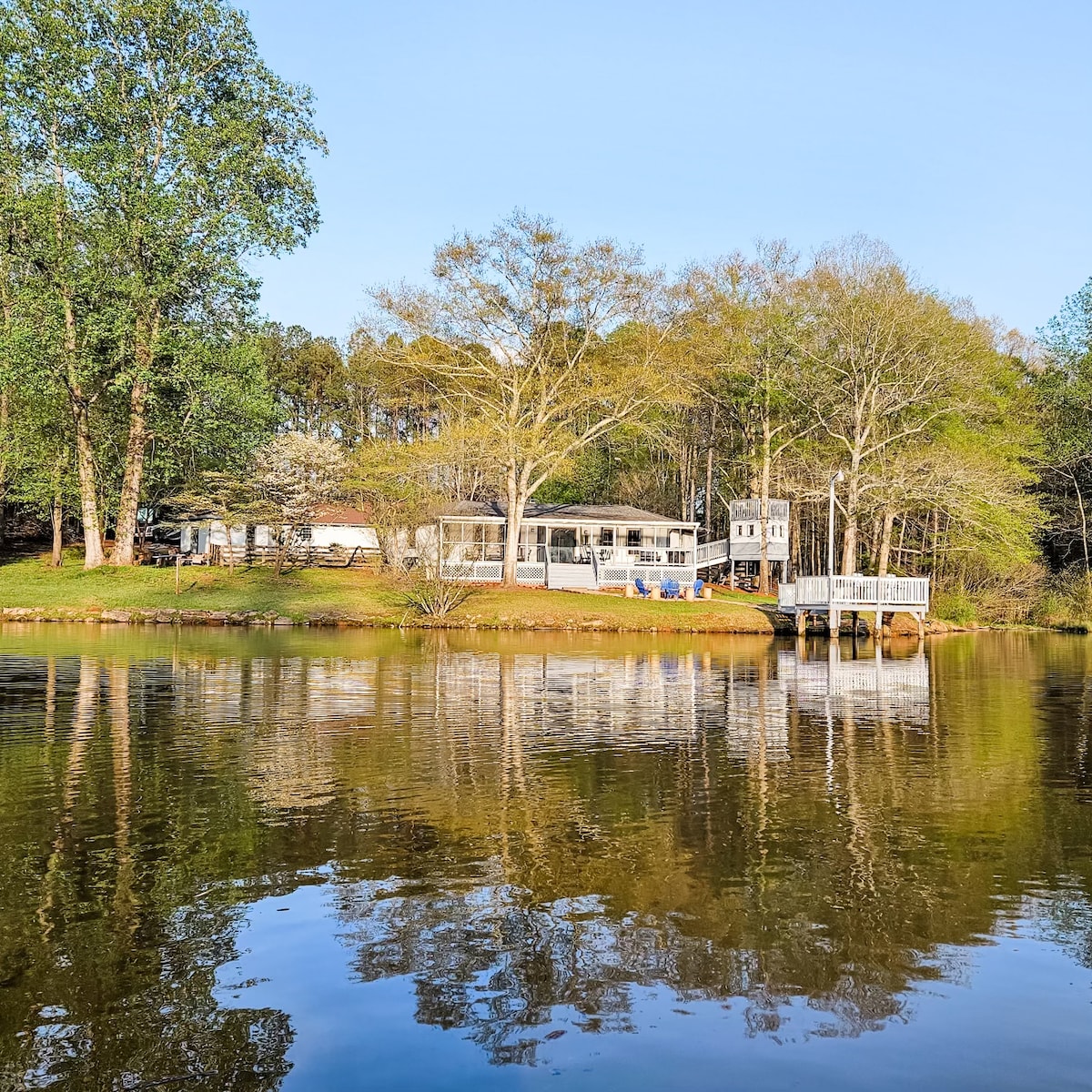 Peaceful Pond Retreat