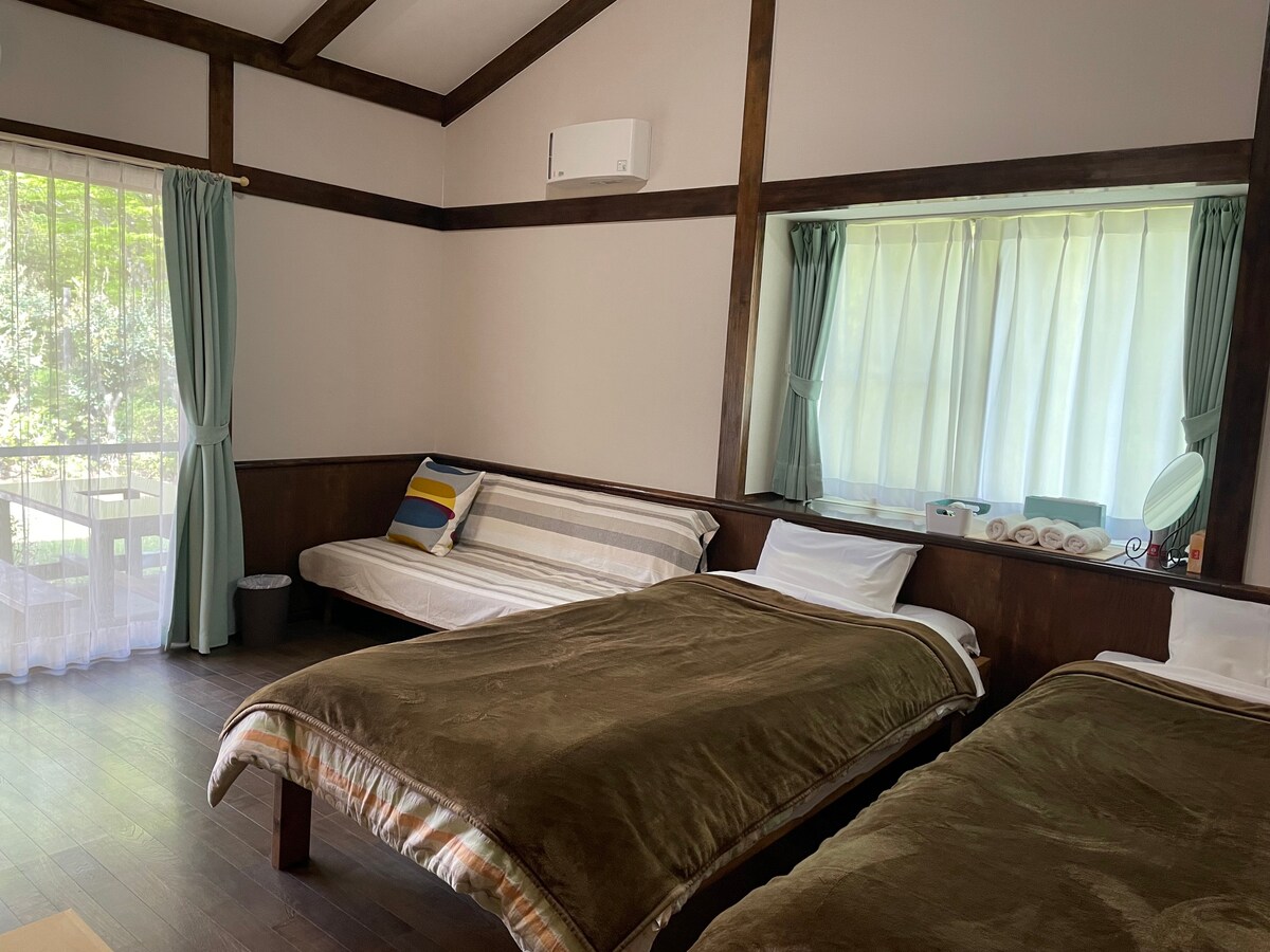 Private Aso Cottage: Self-Catering Retreat(2 room)