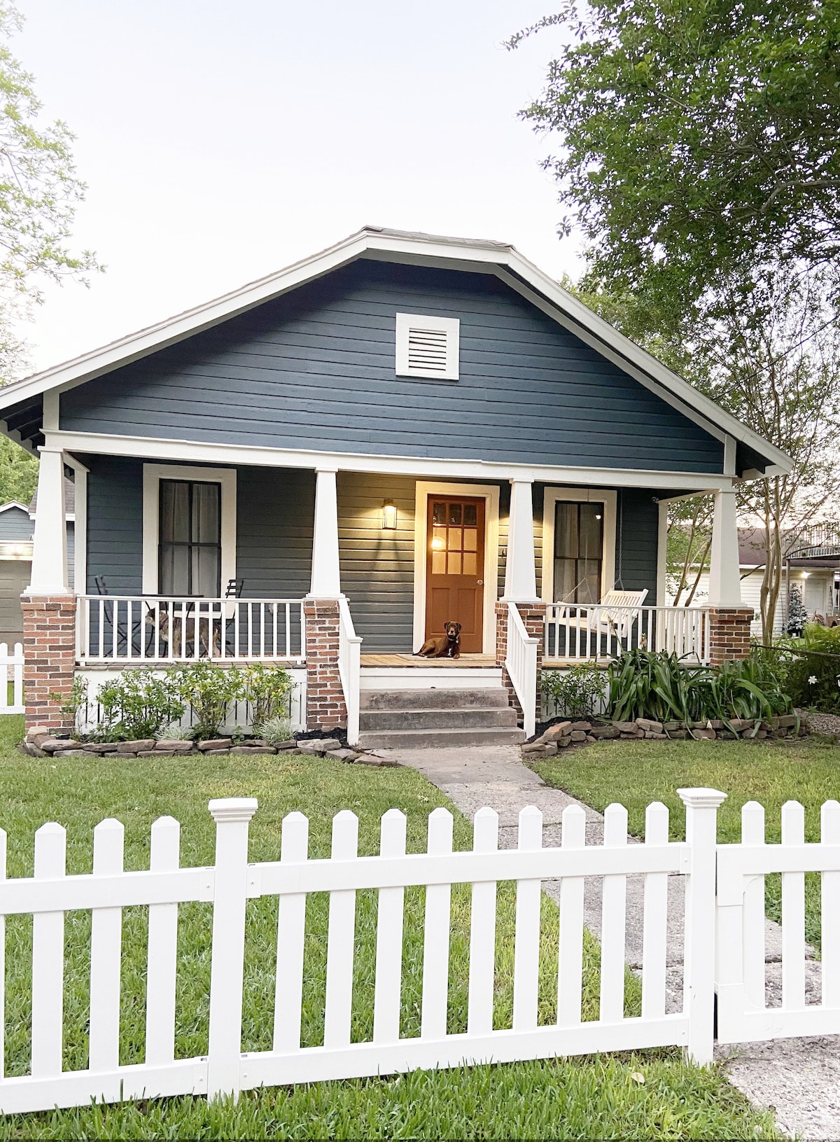 Historic Bungalow! 8min to IAH