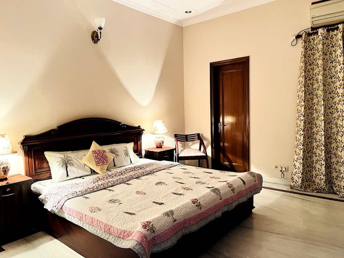 Affordable South Delhi Apartment