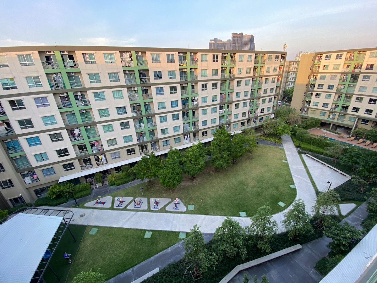 Garden Oasis Apartment: Condo Near Bangkok River