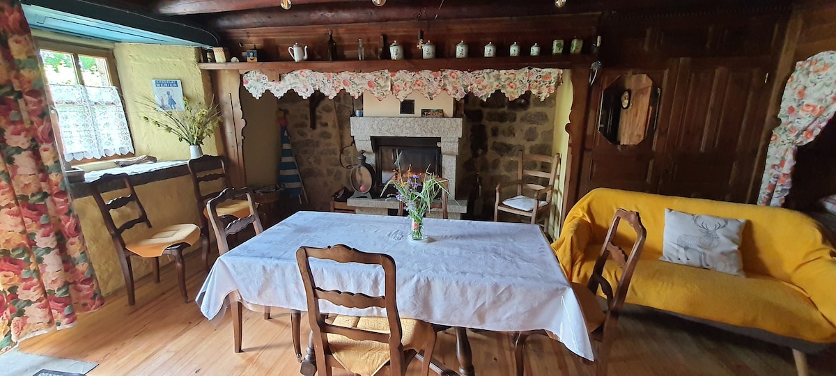 Gîte rural Aubrac 1200m d'alt.