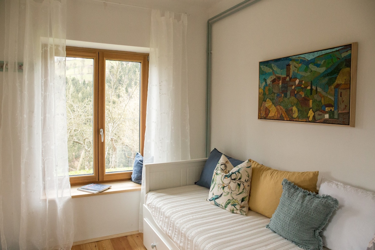 Romantic Apartment in Single Trail Park Jamnica