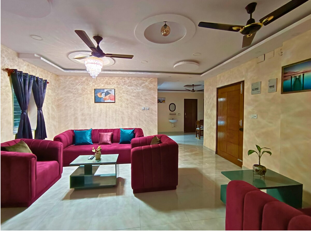 Fully Loaded & Furnished 2BHK Flat Near Axis Mall