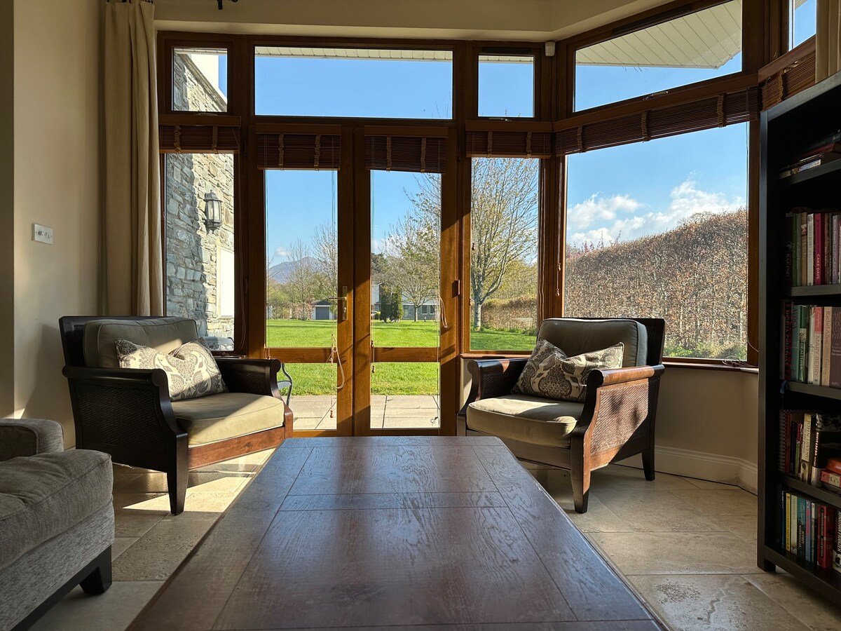 Luxury golf and family retreat outside Killarney