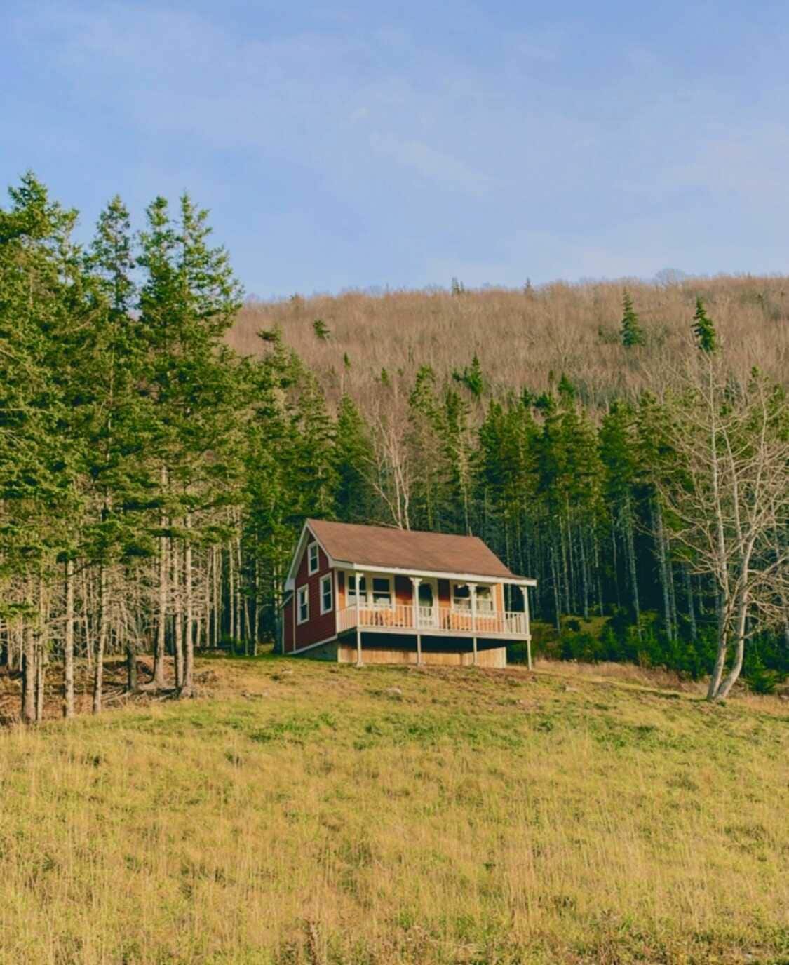 Cabot Trail - R&R Cabin on the Hill