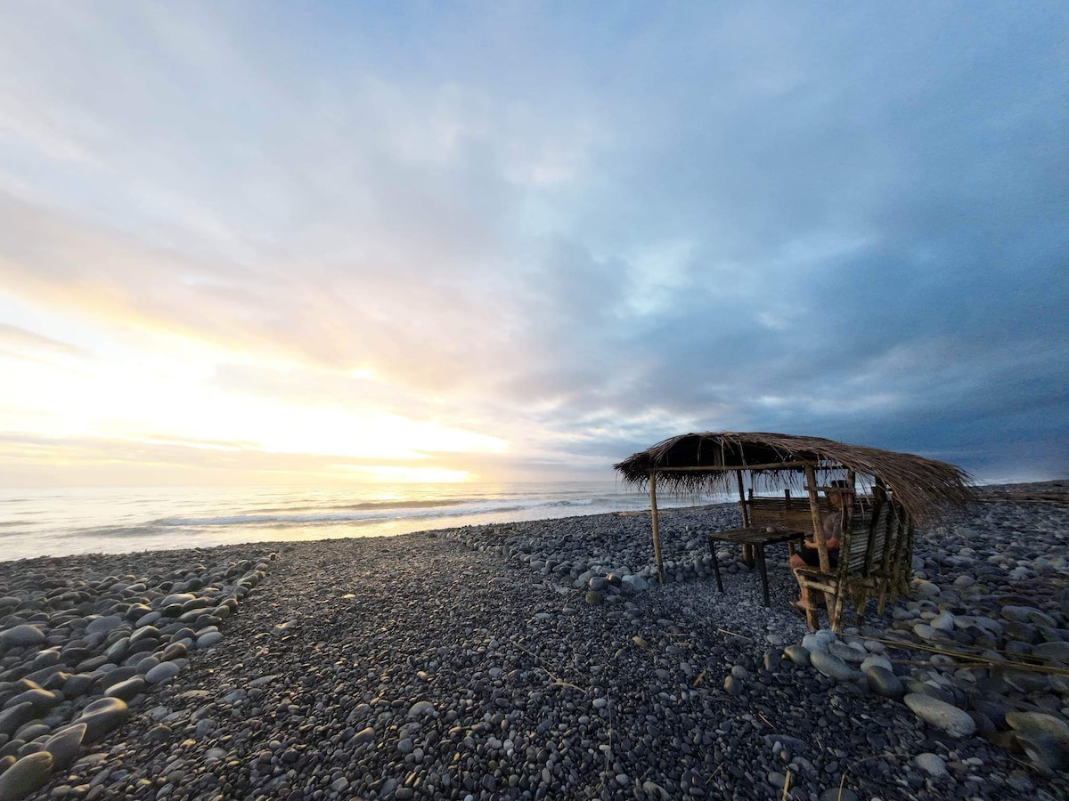 Tranquil Cottage by the Sea