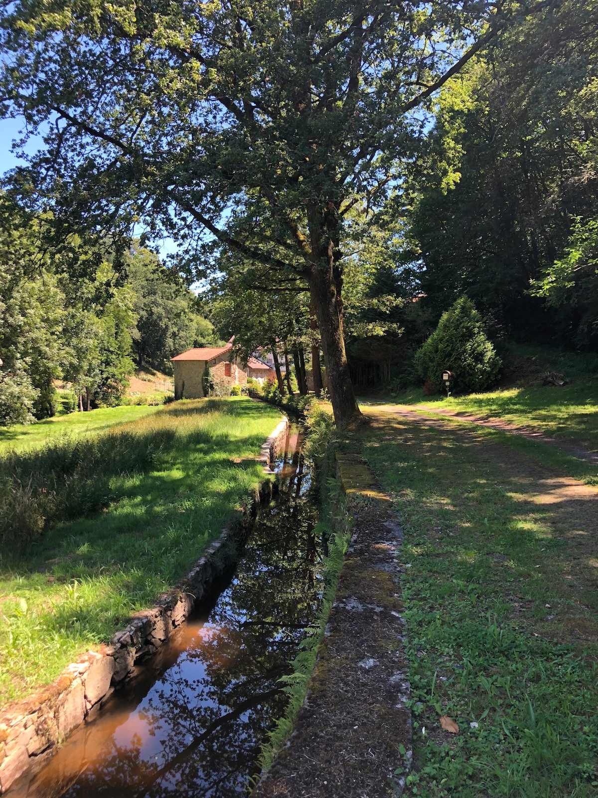 Au Moulin Mazaud