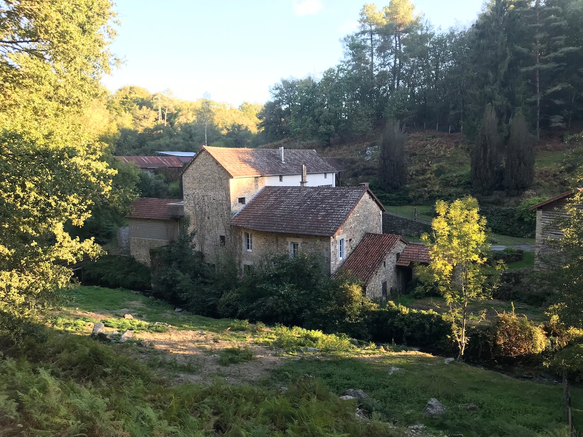 Au Moulin Mazaud