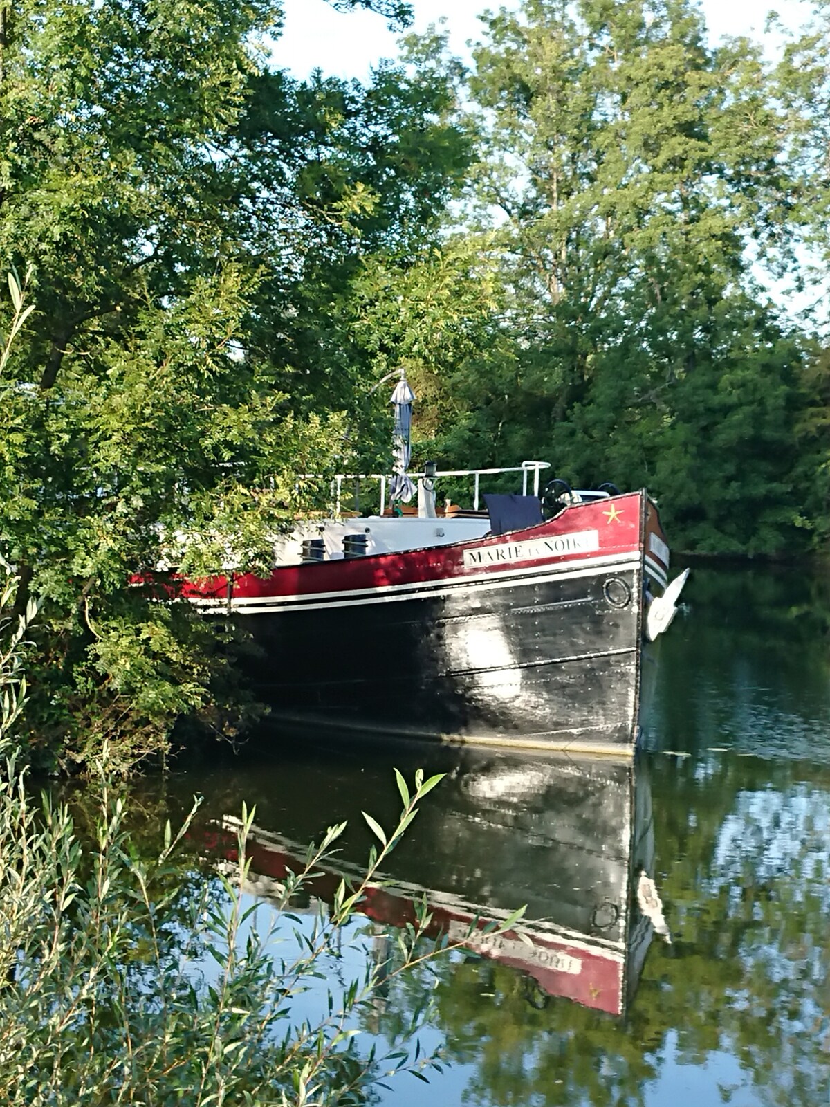 Chalet au bord de l'eau