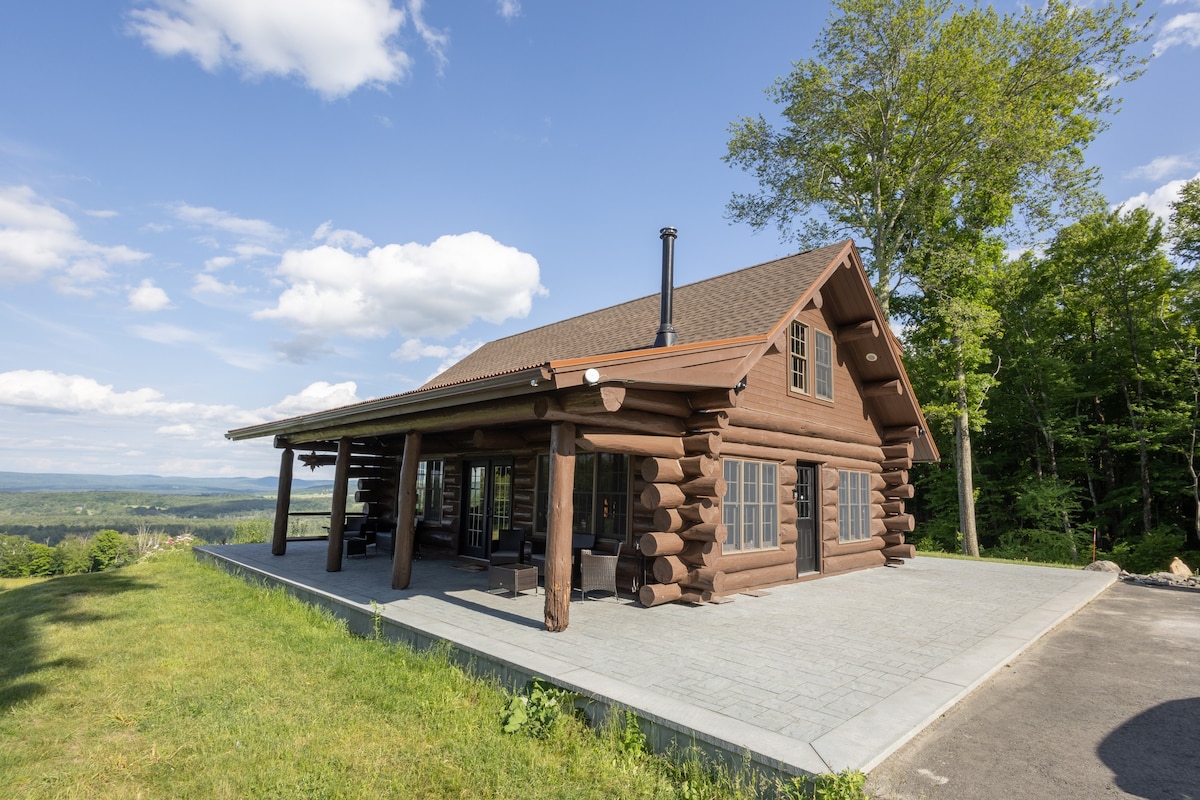 House Cabin Vacation Rental in Berkshire County