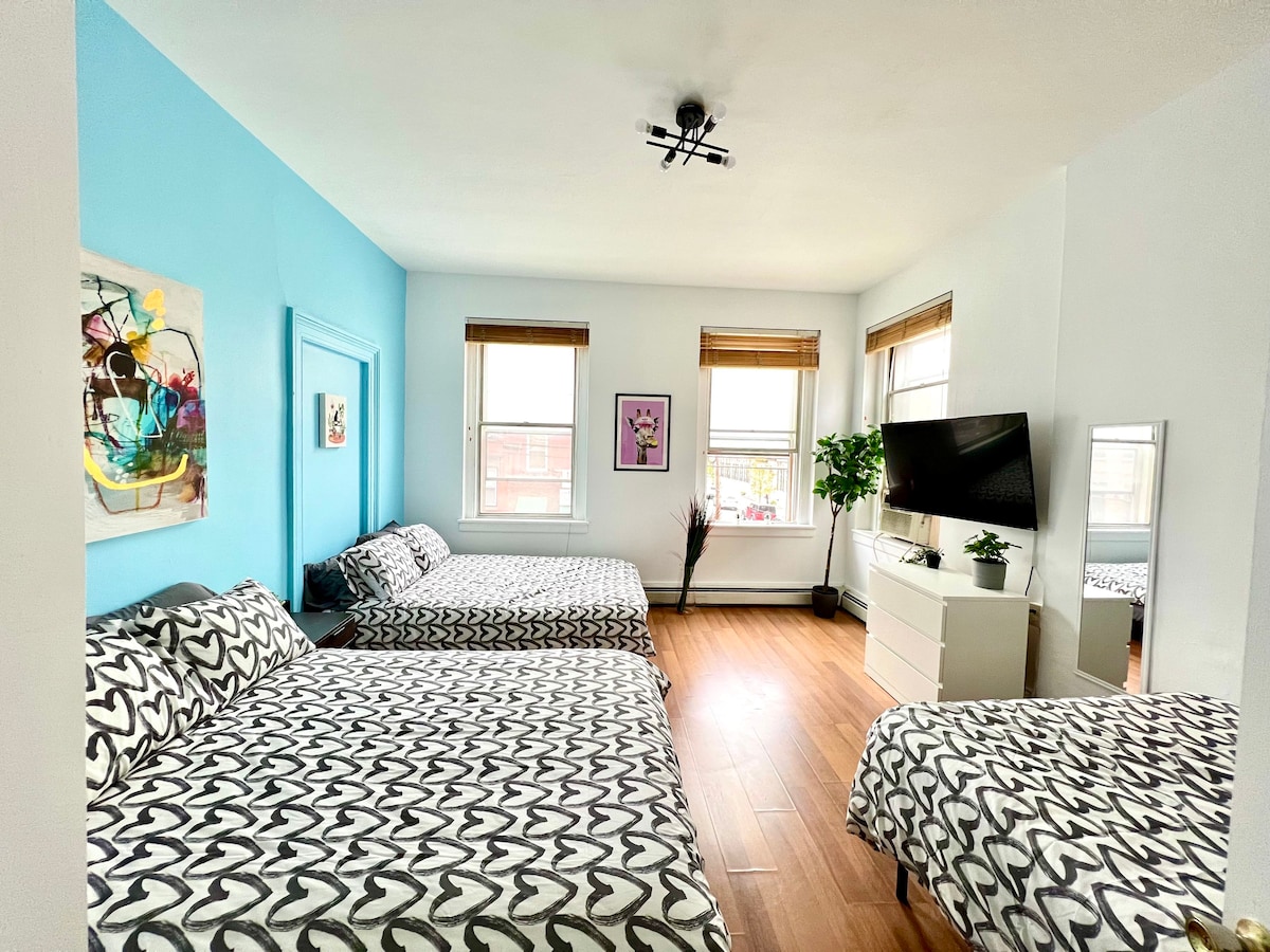 Spacious Sunny 2br 1stop NYC