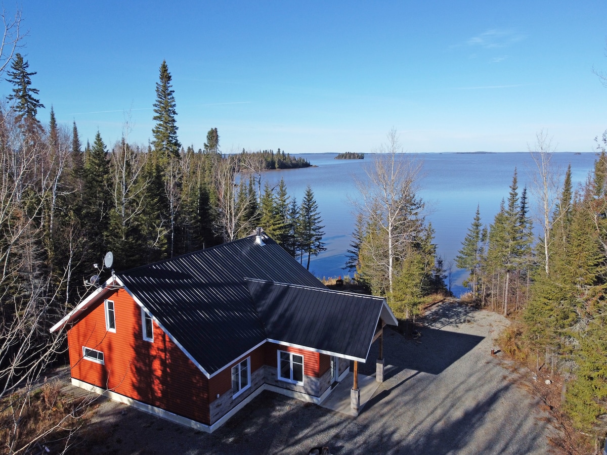 Abitibi Lakehouse