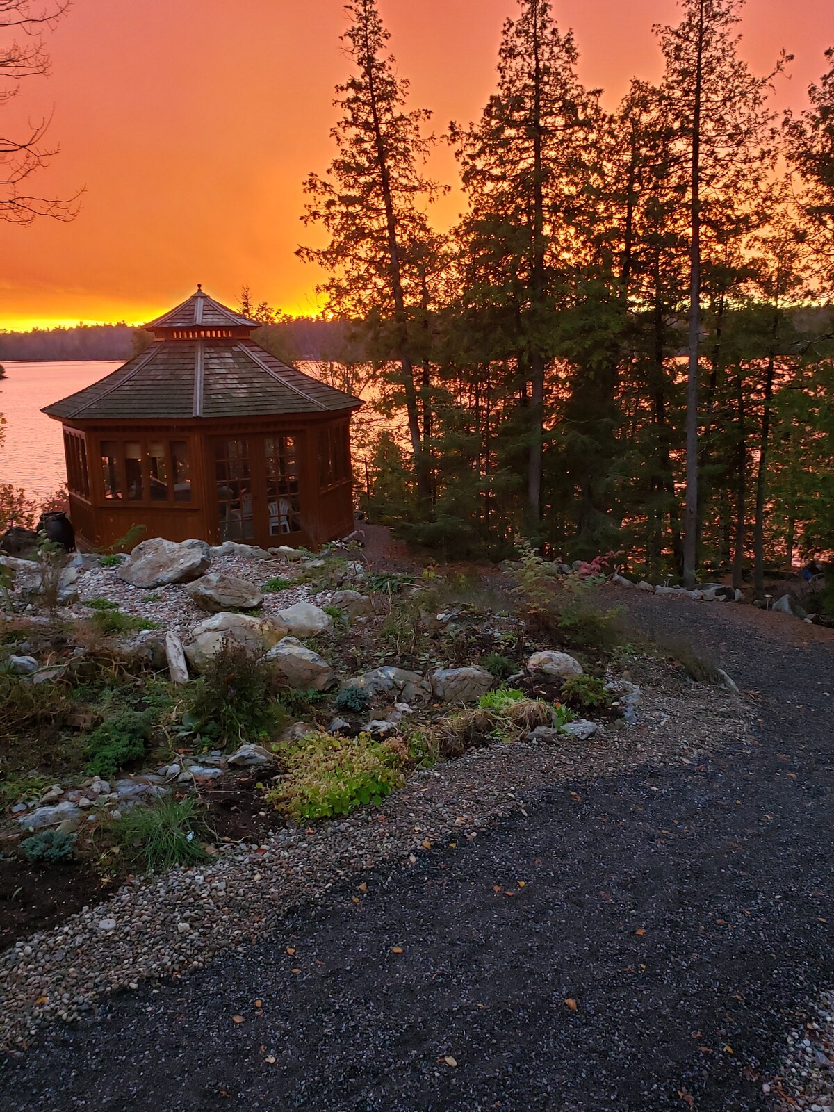 White Lake Lake-house