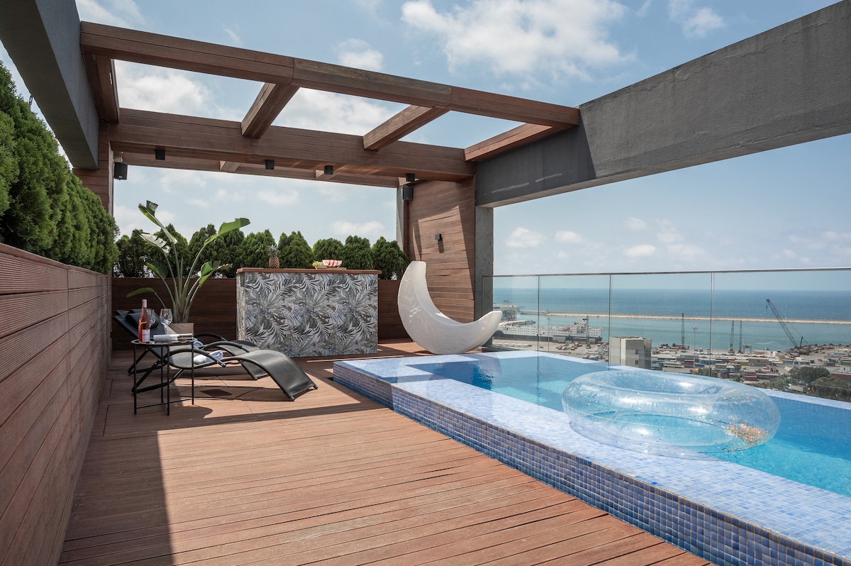 Luxury Triplex Penthouse with Pool 11pax