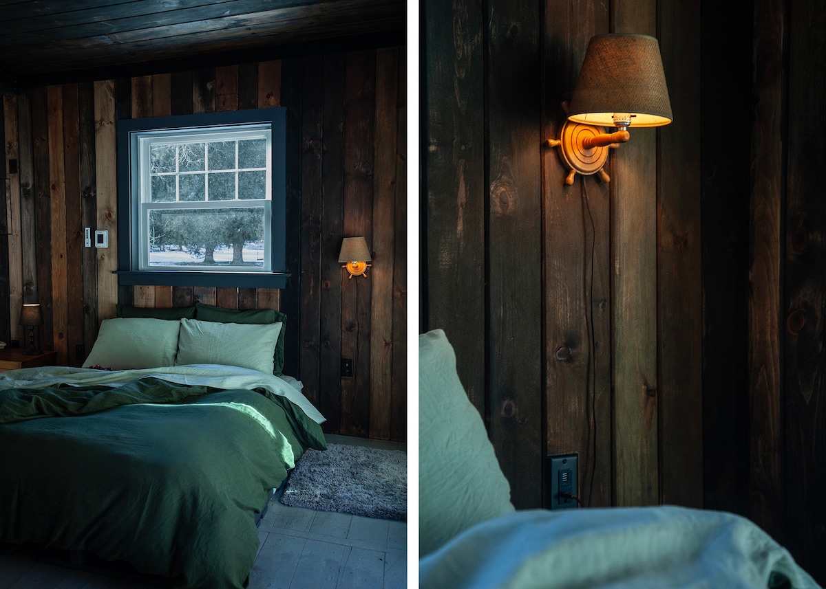 Romantic Adirondack 1 bed cabin