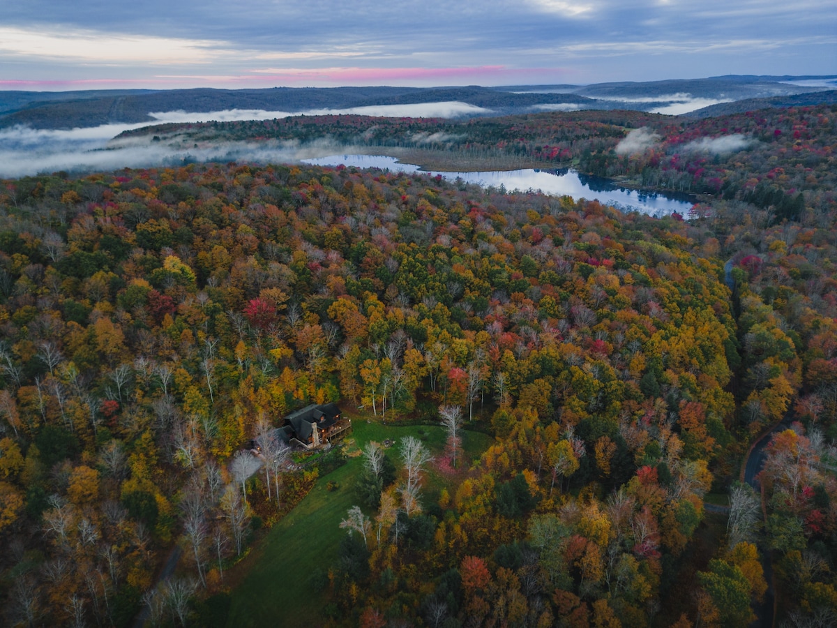 Amber Acres Lodge | Expansive Catskills Log Cabin