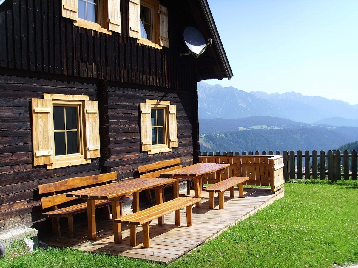 Berghütte mit Traum-Panorama