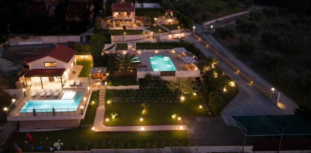 Aracelia villas with private pools Naiara villa