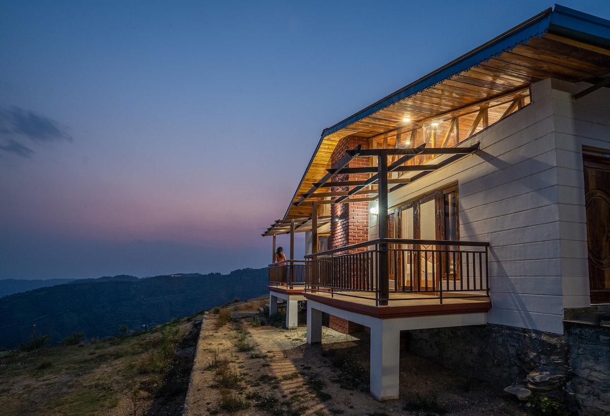 A Peaceful Villa | Hideaway in Chakrata