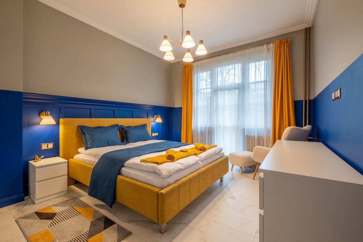Sofia’s Classy Blu -2 Bedrooms