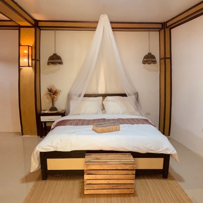 Abihon Guest house (Queen bed/ Turtle room)