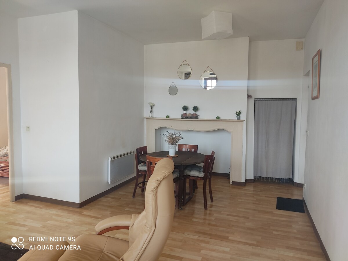 Sousceyrac, appartement 1 chbre