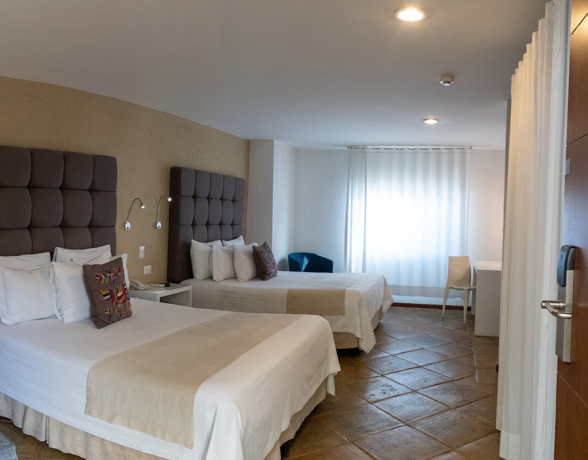 Accommodation in Puebla Twin Queen Room